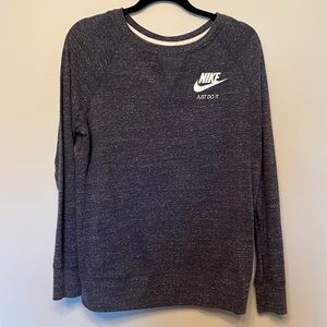 Nike • Light Weight Sweatshirt